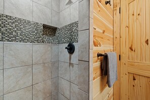 Douche, serviettes fournies