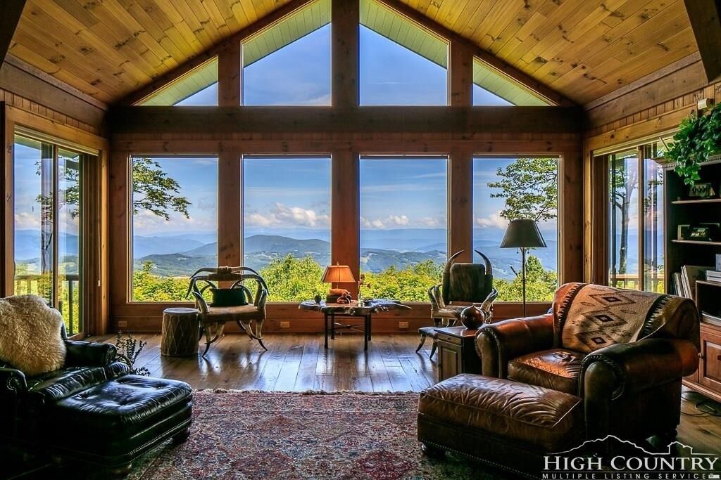 Spacious 3-Level Home on Beech Mountain
