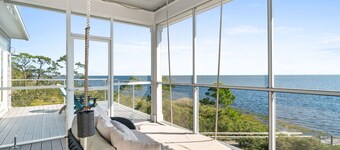 Baycation: 4th of July week now available as a Friday or Saturday check in!