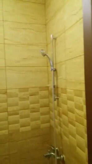 公寓, 2 間臥室 | 浴室淋浴間