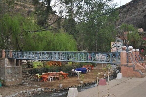 Exterior - Hotel Restaurant Asgaour (Sti Fadma)