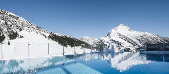 AlpenParks Hotel & Apartment Arlberg Warth