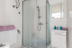 City Apartment, City View | Bathroom - Bright & Modern on Top Location (Split)