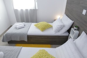 2 bedrooms, WiFi, bed sheets