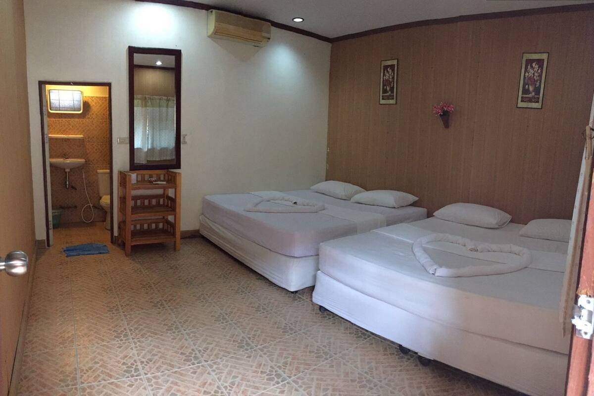 Quadruple Room | WiFi (free)