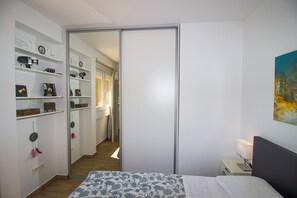 Departamento Premium, vista al patio | 1 habitación, sábanas de algodón egipcio y ropa de cama de alta calidad 