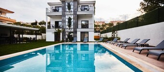 Ruwais Hotel