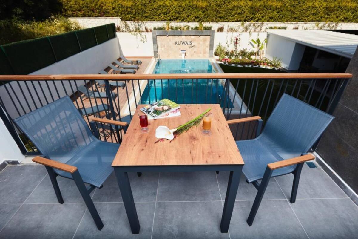 Deluxe Double Room, 1 King Bed, Balcony | Balcony