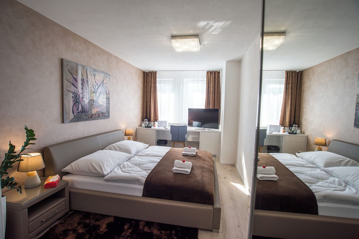 Minibar, in-room safe, desk, blackout curtains