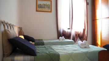 3 Schlafzimmer, Bügeleisen/Bügelbrett, WLAN, Bettwäsche