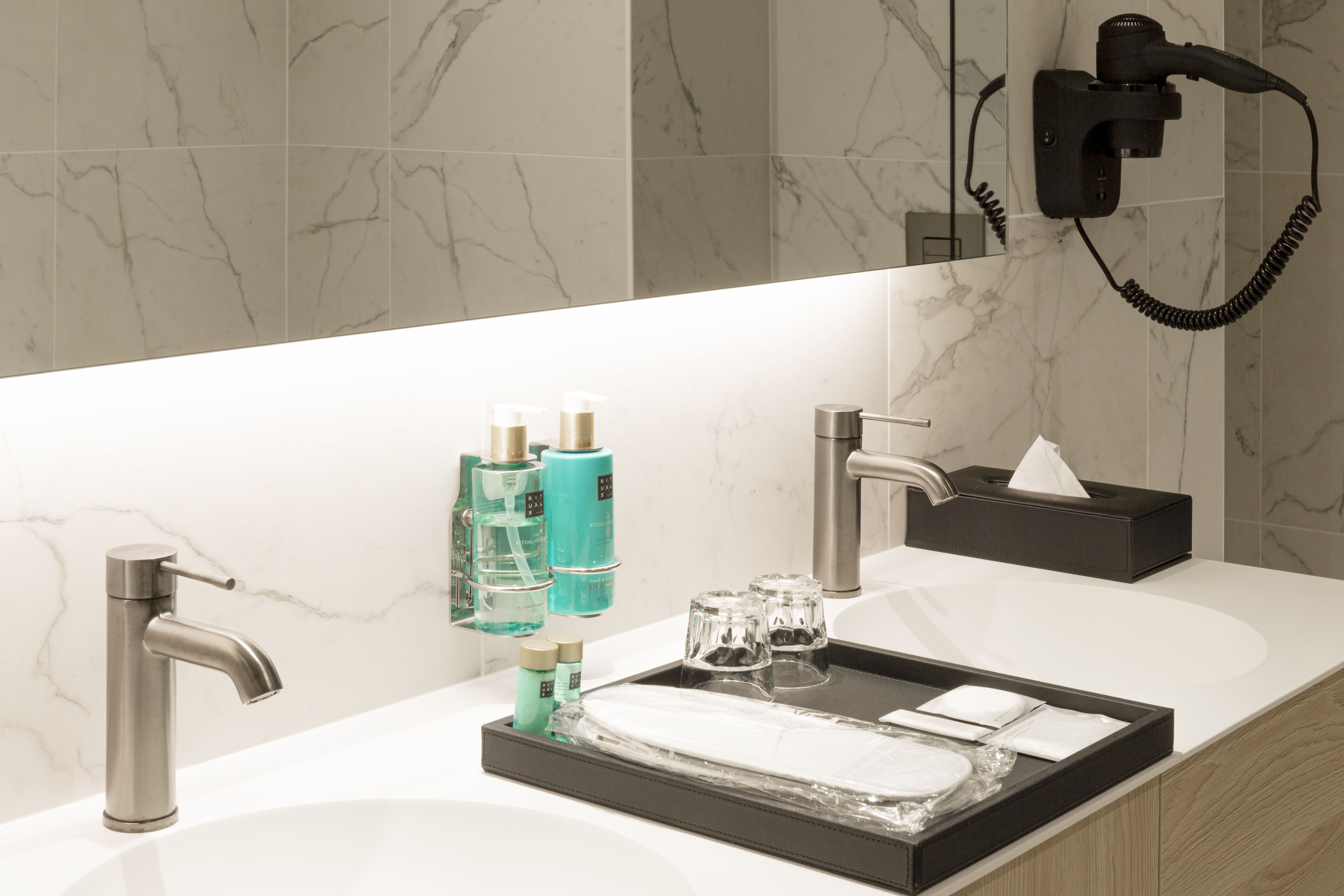 superior double or twin room | free minibar items, in-room safe, desk, blackout curtains