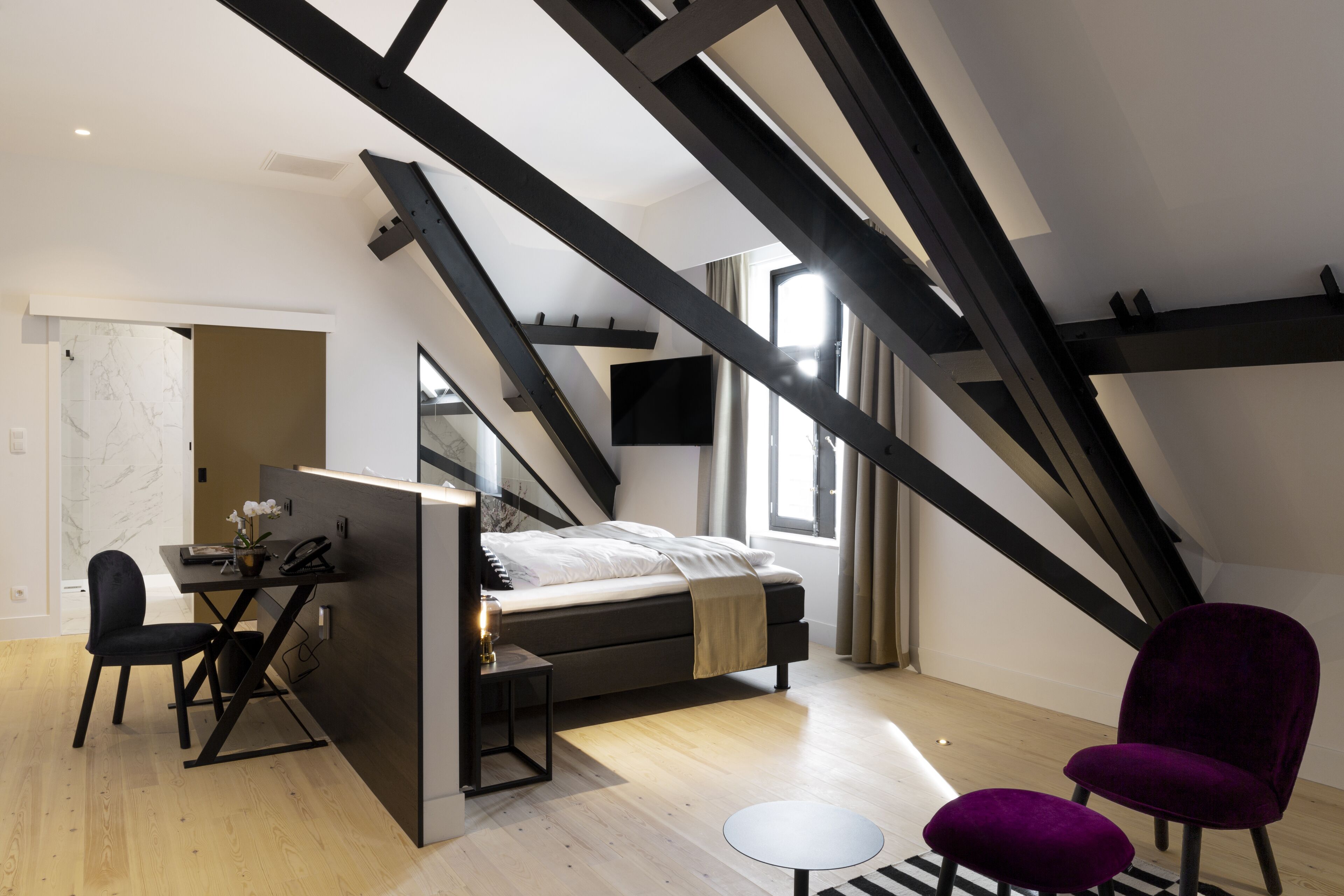 suite | free minibar items, in-room safe, desk, blackout curtains