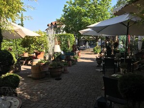 Property grounds - Hotel Schwarzwälder Hof (Achern)