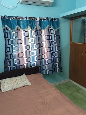 3 bedrooms