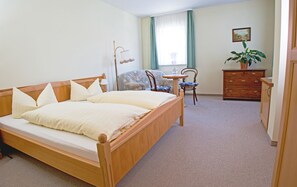 Down duvets, free cots/infant beds, free WiFi, bed sheets