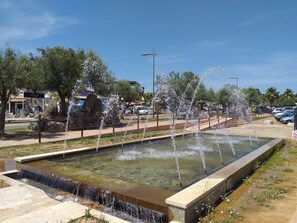 Property grounds - Charming villa: Charming F2, 5-minute walk from the beach. (Grosseto-Prugna)