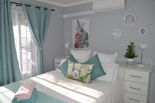 Africa Emerald at 47 Petronella