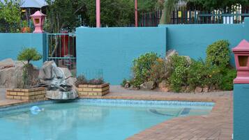 Private pool