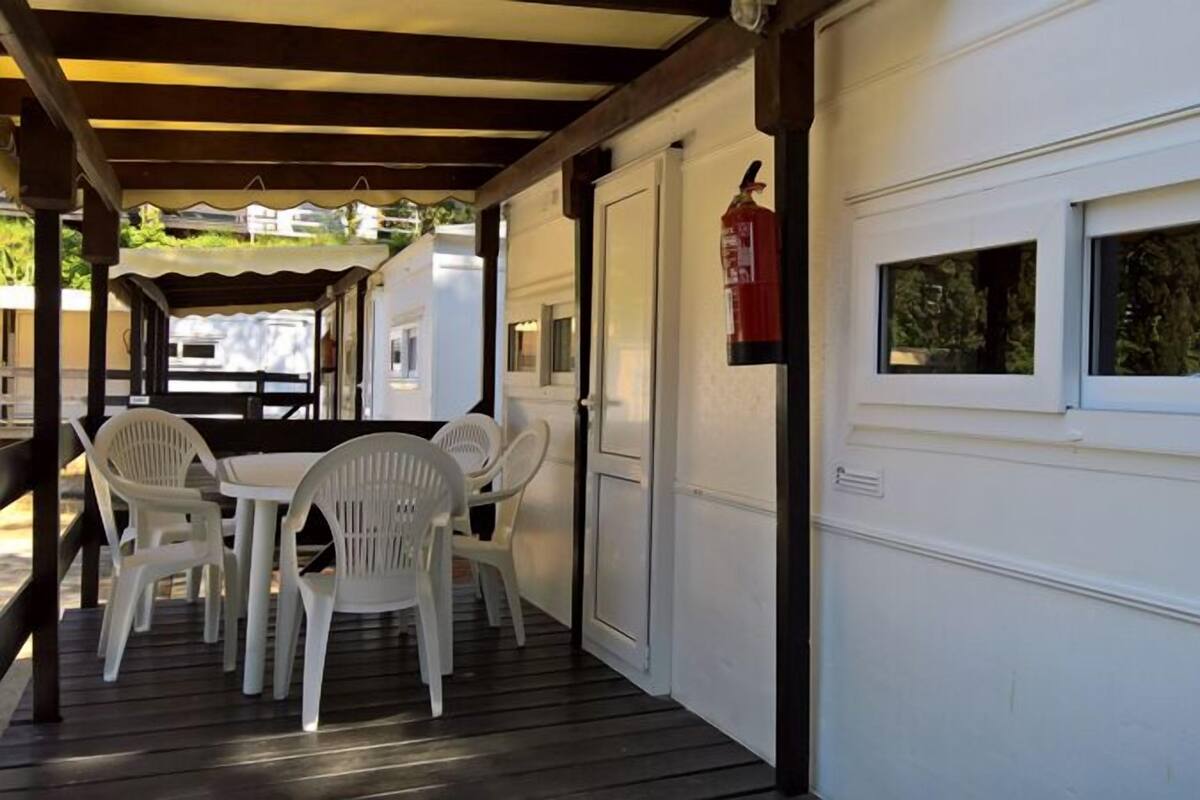 Mobile Home (4 adults + 2 children) | Terrace/patio