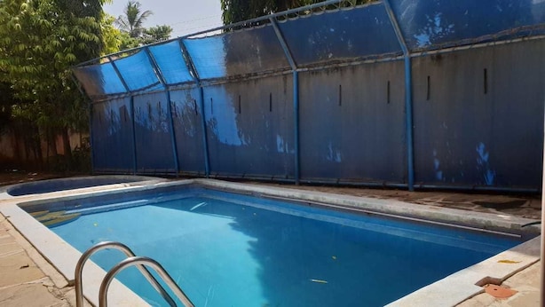 Unclassified image, 1 of 3, button - Mkomani Ken Apartment (Mombasa)