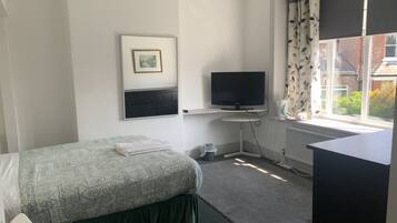 Standard Double or Twin Room | Individually decorated, individually furnished, desk, blackout curtains