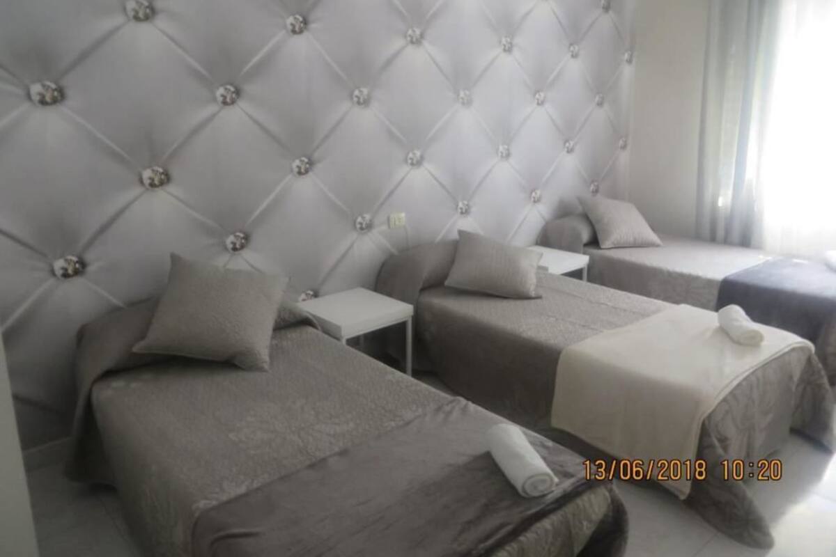 1 bed in 3-Bed Mixed Dormitory Room | WiFi (free), bed sheets