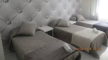 1 bed in 3-Bed Mixed Dormitory Room
