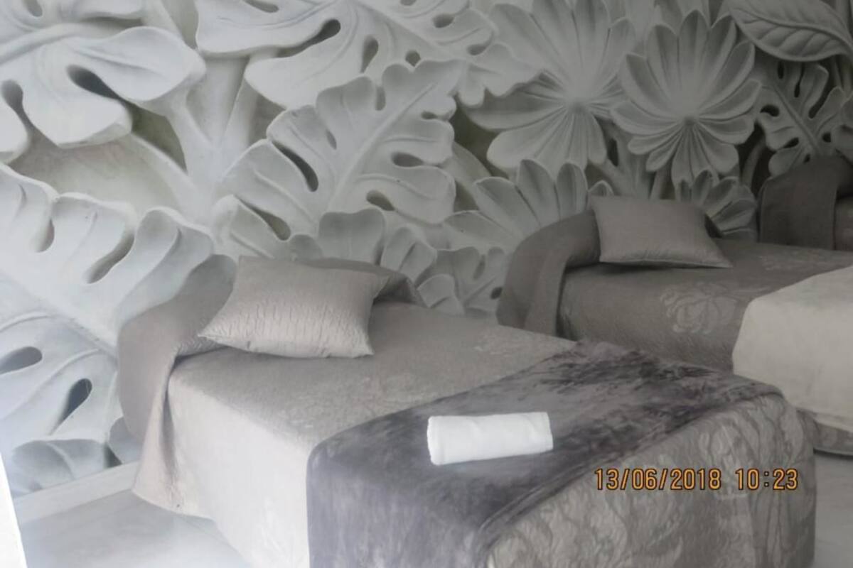 Dormitorio condiviso, dormitorio misto (Quadruple Room) | Wi-Fi gratuito, lenzuola