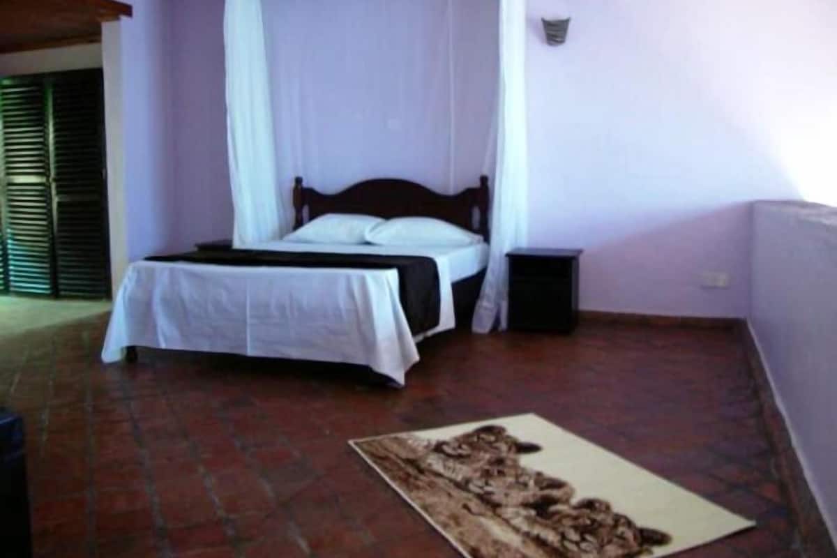 Soundproofing, iron/ironing board, free WiFi, bed sheets