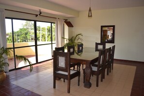 아파트, 침실 3개 | 객실 내 식사 공간