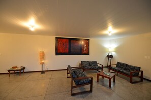 Smart TV - Pousada do Gunga (Barra de São Miguel)