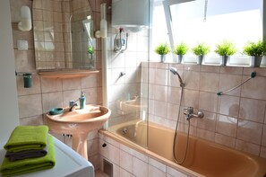 Bathroom - Dharma Apartment (Zadar)