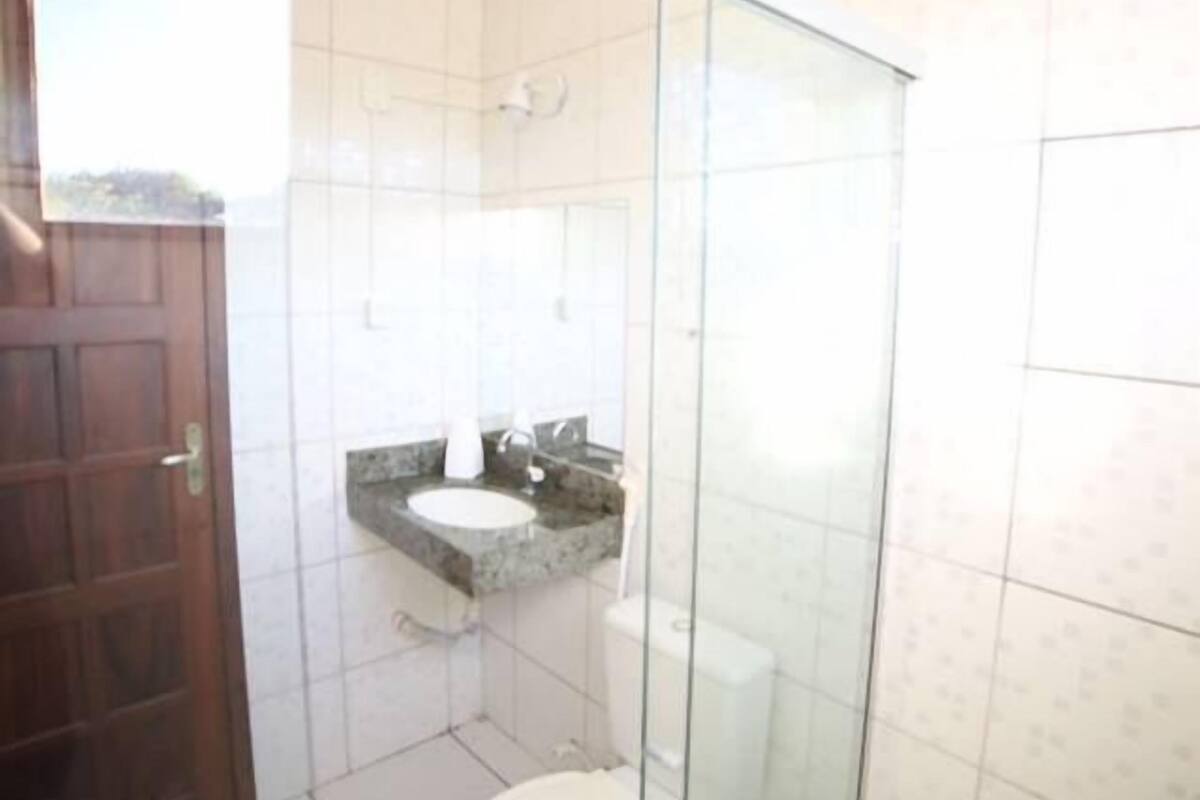 Shower, towels