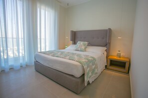 Superior Suite, Lagoon View | 1 bedroom, Select Comfort beds, minibar, in-room safe - Mosella Suite Hotel (Chioggia)