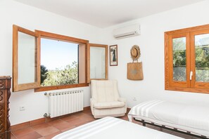 5 chambres, fer et planche Ă repasser, Wi-Fi gratuit, draps fournis