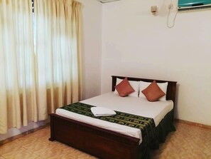 Deluxe Double Room, 1 Double Bed, Garden View | Premium bedding, pillowtop beds, in-room safe, individually decorated - Bethani Villa (Negombo)