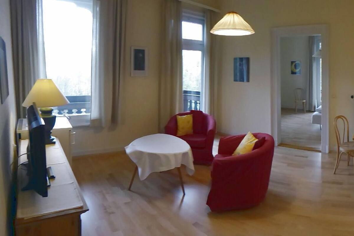 Suite junior, balcón | Wifi gratis y ropa de cama
