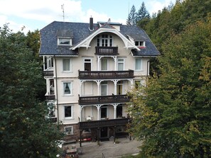 Front of property - Hotel Villa Kehrwieder (St. Blasien)