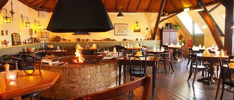 Se sirven cenas, con vista al mar