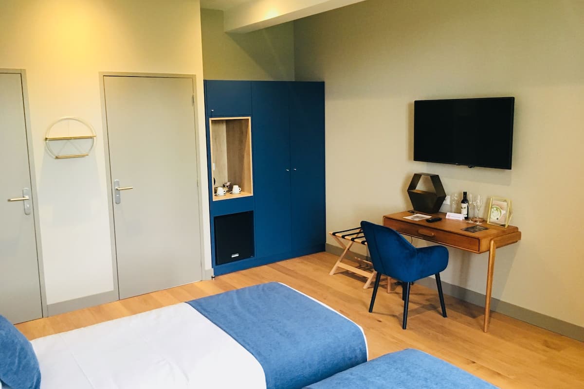 Comfort Double or Twin Room, Private Bathroom