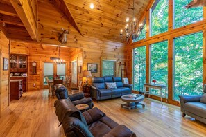 TV, fireplace, ping pong