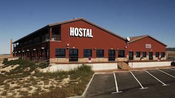 Façana frontal de l'allotjament