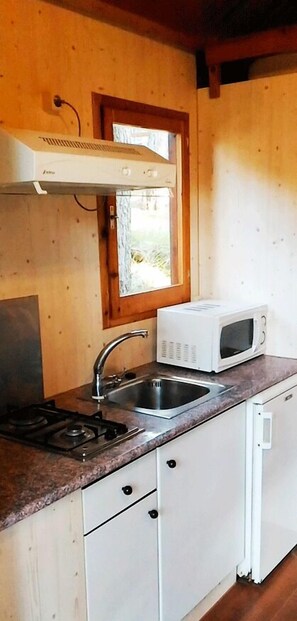 Bungalow (4+1 pax) | Private kitchen - Camping Cala Montgó (L'Escala)