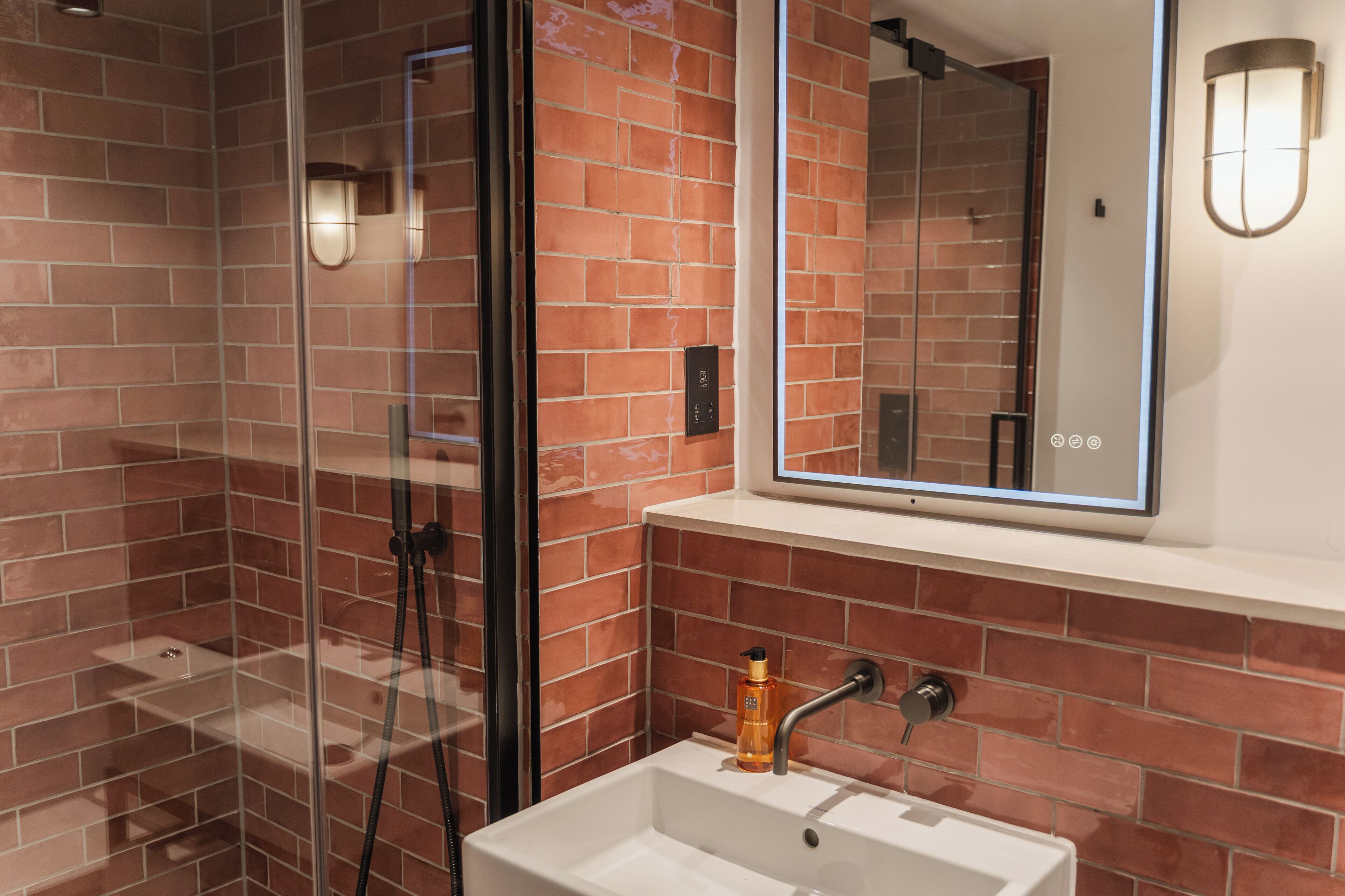 Foto - CODE - The Court, Edinburgh