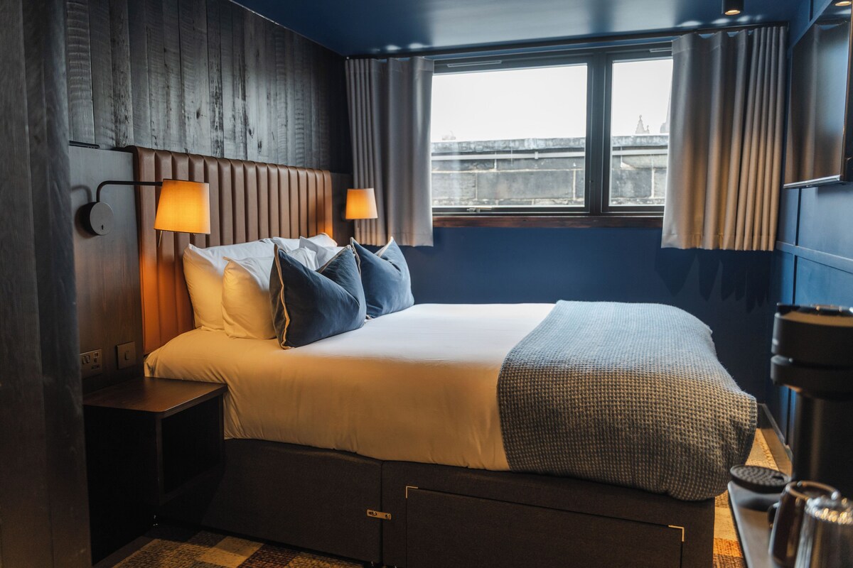 Habitación doble superior | Wifi gratis y ropa de cama 