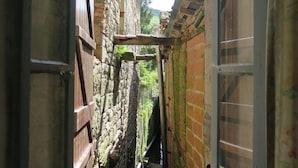 Exterior - La Porte Bleue (Saint-Antonin Noble Val)