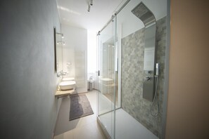 Bathroom shower - Bari 102 B&B in centro (Bari)