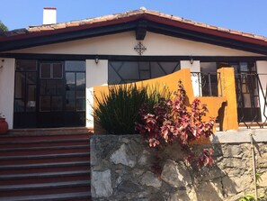 Front of property - Casa Maria Guadalupe (Valle de Bravo)