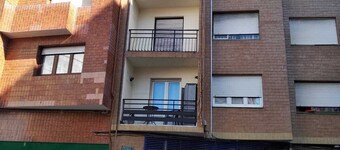 room in shared apartment private bathroom and shared kitchen