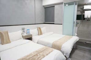 Down duvets, soundproofing, free WiFi, bed sheets - Vve Vve Hotel (Kowloon)